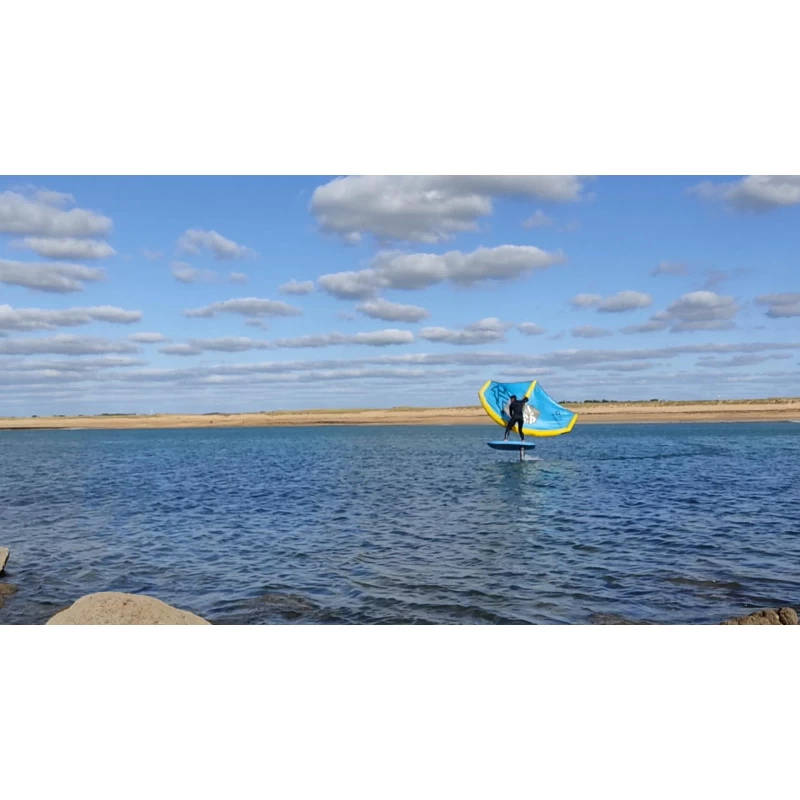 Pack Niveau Avancé Wingfoil Wing Glider Bleu Stealth 7 Pack Niveau Avancé Wingfoil Wing Glider Bleu Stealth – Image 7